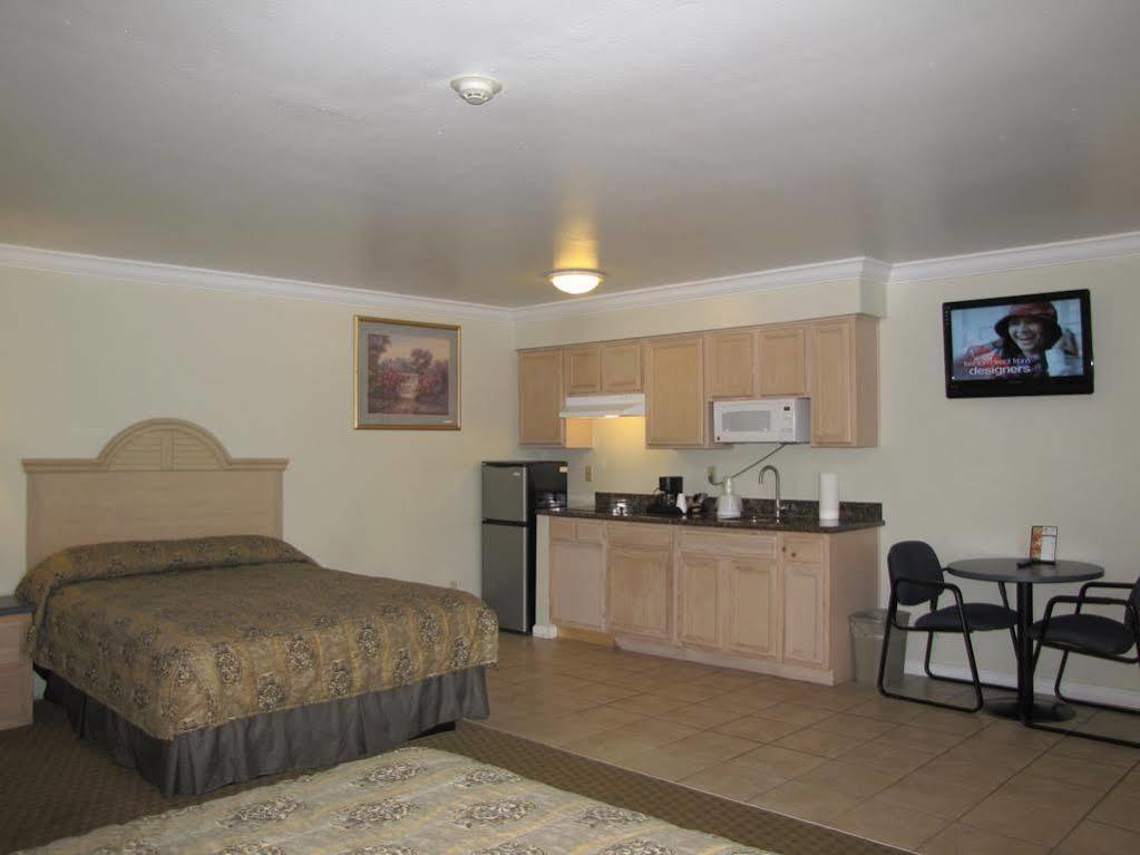 Rodeo Lodge Clovis Zewnętrze zdjęcie