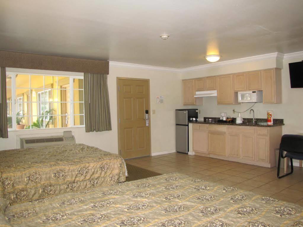 Rodeo Lodge Clovis Zewnętrze zdjęcie
